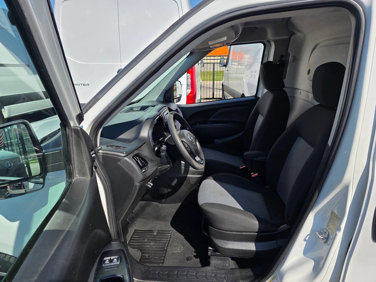 Used 2019 RAM ProMaster City Tradesman image 18