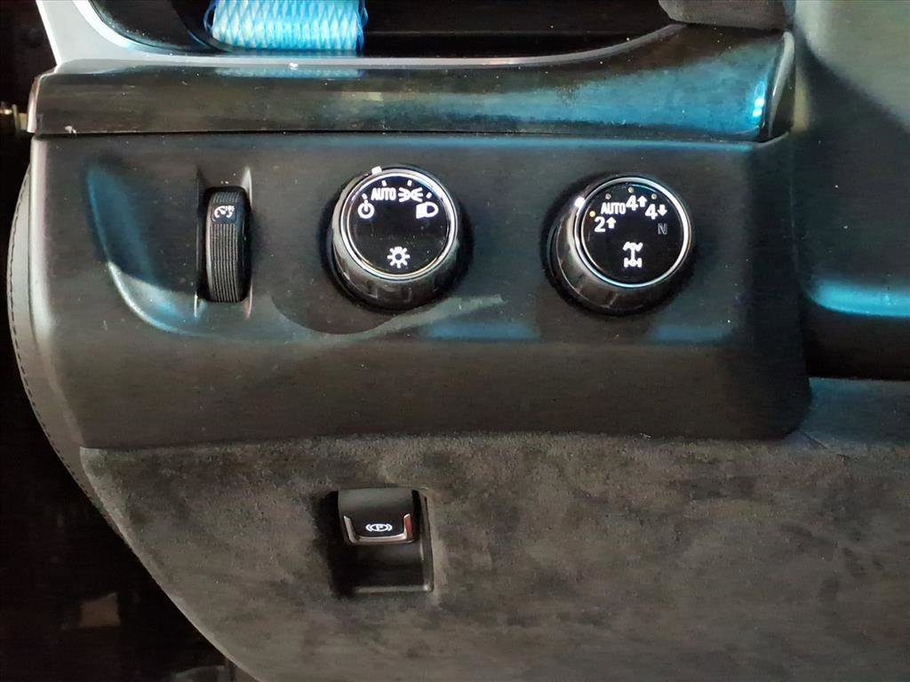 Used 2018 Cadillac Escalade ESV Platinum image 23