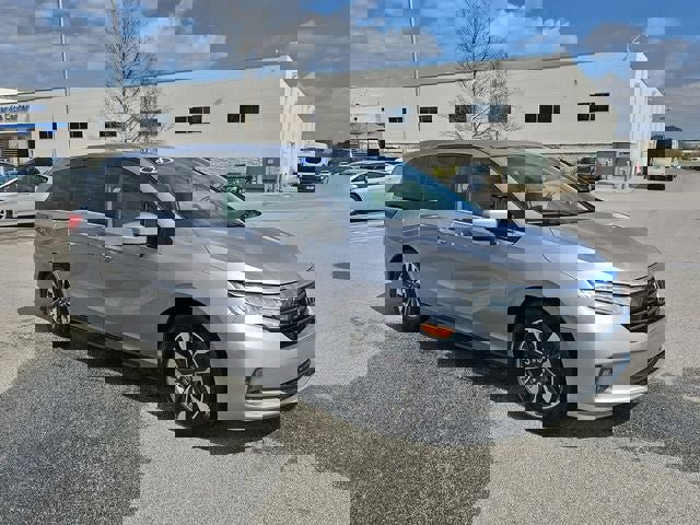 Used 2024 Honda Odyssey EX-L image 10