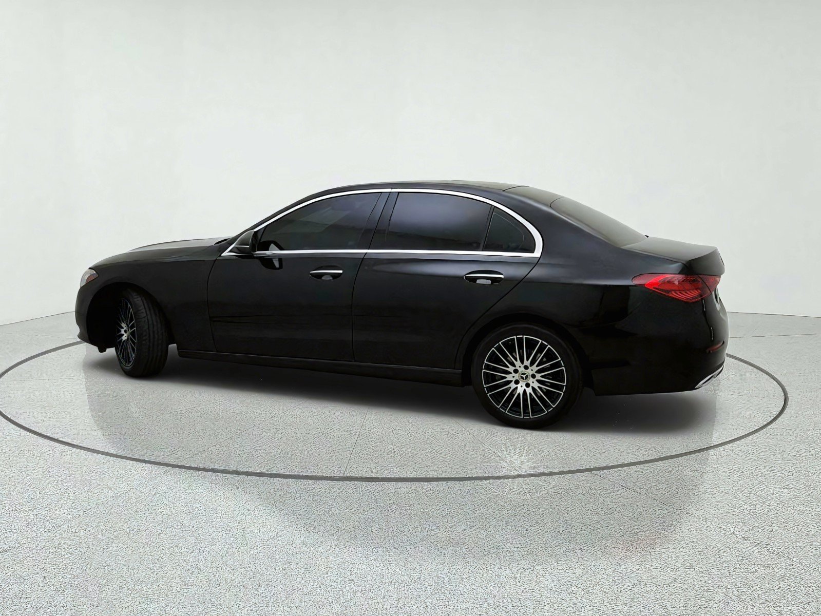 Used 2025 Mercedes-Benz C 300 Sedan image 13