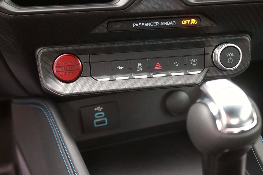 Used 2025 Ford Mustang Dark Horse RWD image 20
