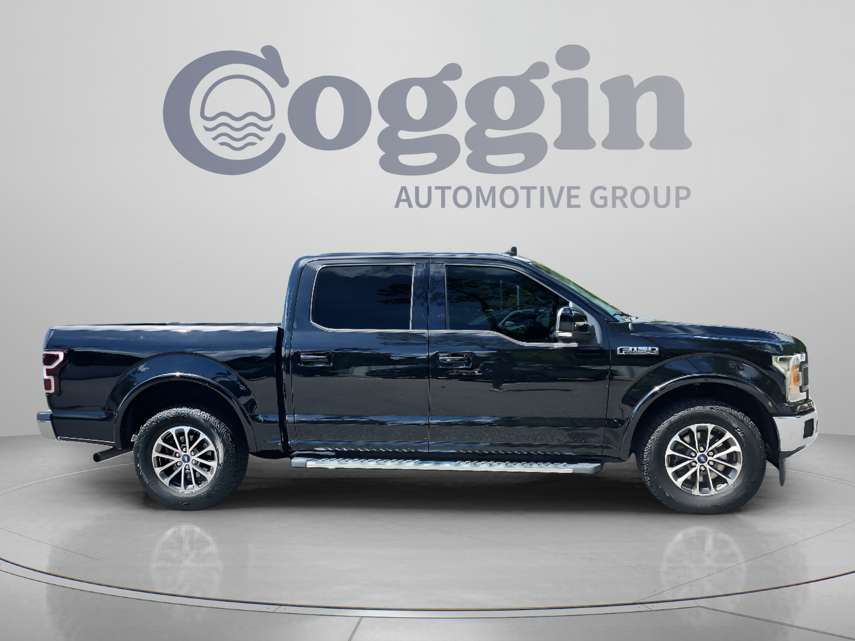 Used 2019 Ford F150 Lariat w/ Trailer Tow Package RWD image 6