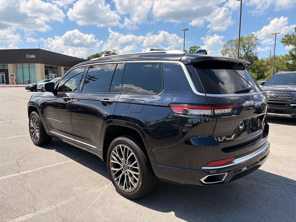 Used 2023 Jeep Grand Cherokee L Summit AWD/4WD image 5
