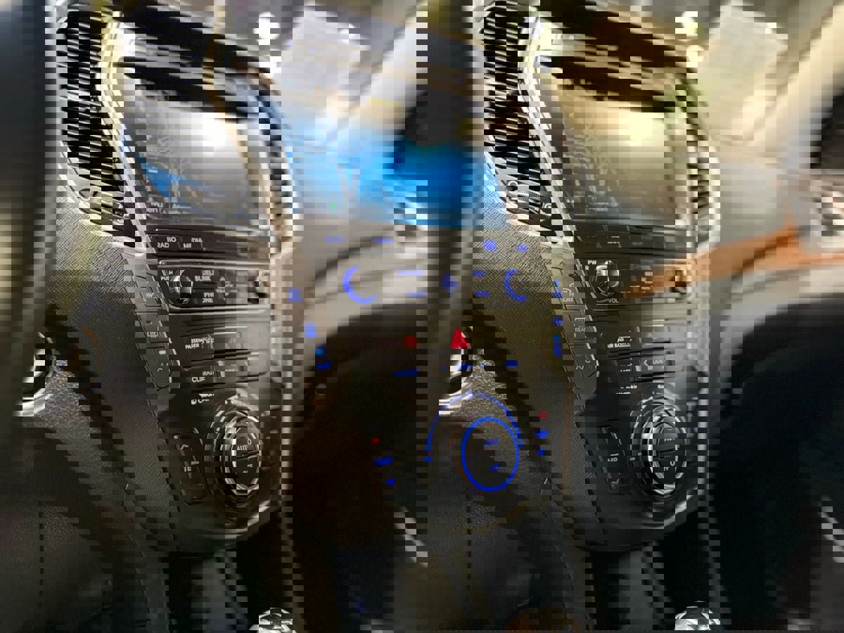 Used 2017 Hyundai Santa Fe SE w/ SE Ultimate Tech Package 03 image 27