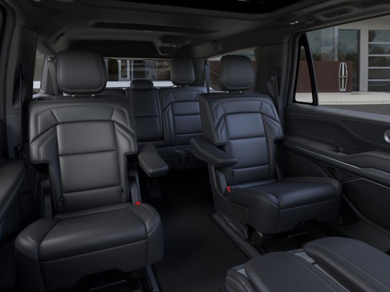 New 2025 Lincoln Navigator L Reserve w/ Jet Appearance Package image 11