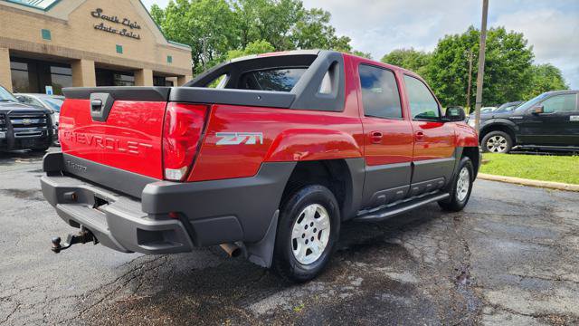 Used 2003 Chevrolet Avalanche 4x4 w/ Suspension Package, Off-Road image 6