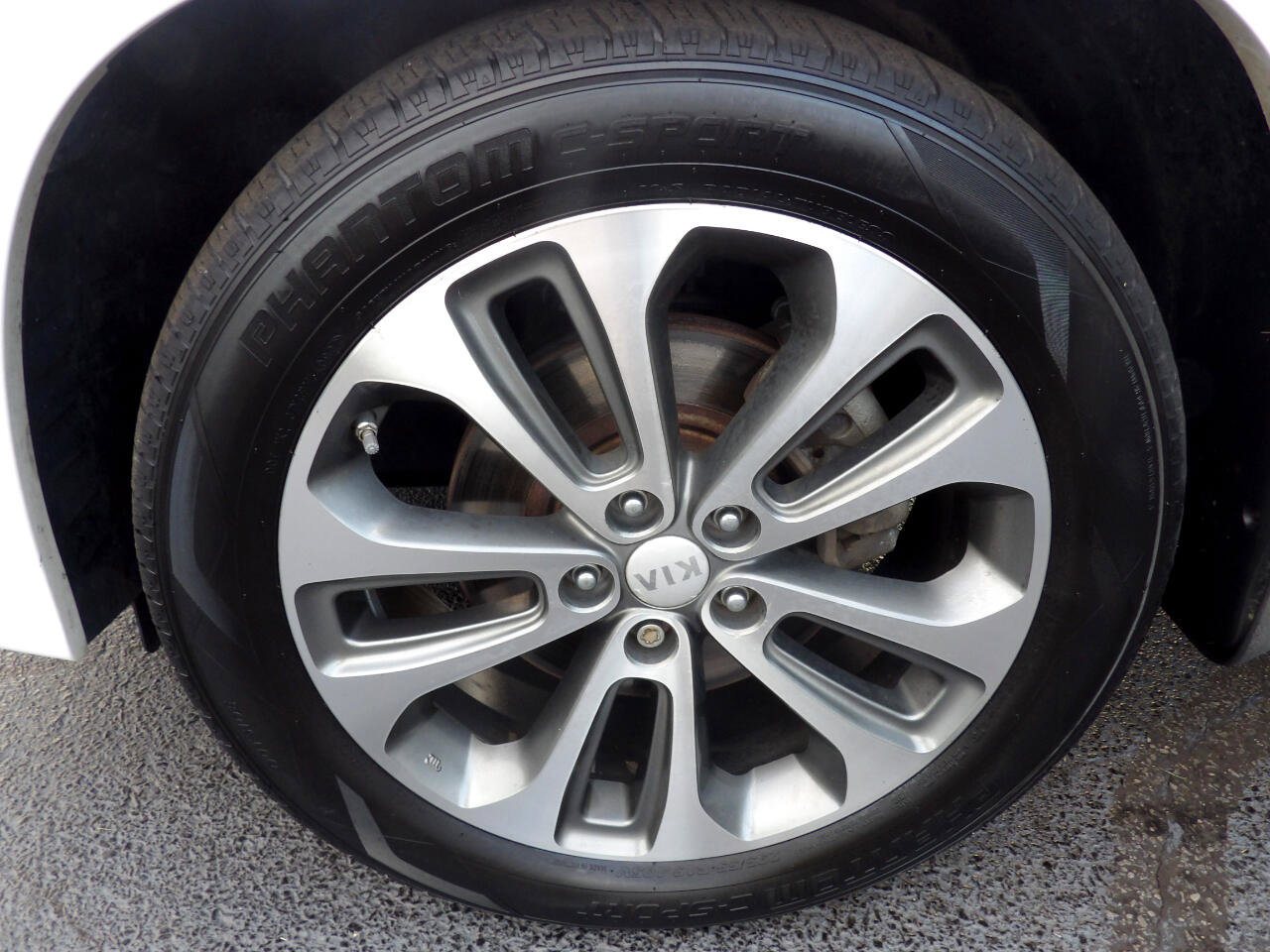 Used 2015 Kia Sorento SX image 32