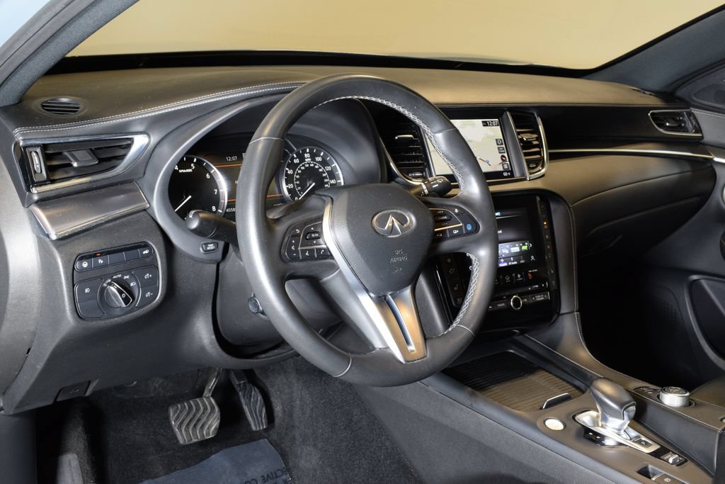 Certified 2023 INFINITI QX55 Essential AWD/4WD image 11