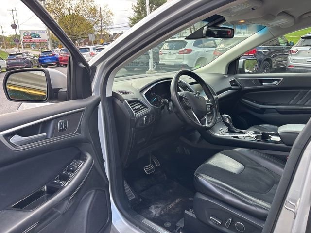 Used 2015 Ford Edge Sport w/ Equipment Group 401A AWD/4WD image 11