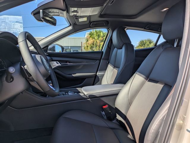 New 2026 MAZDA MAZDA3 Hatchback w/Premium Plus Pkg image 14
