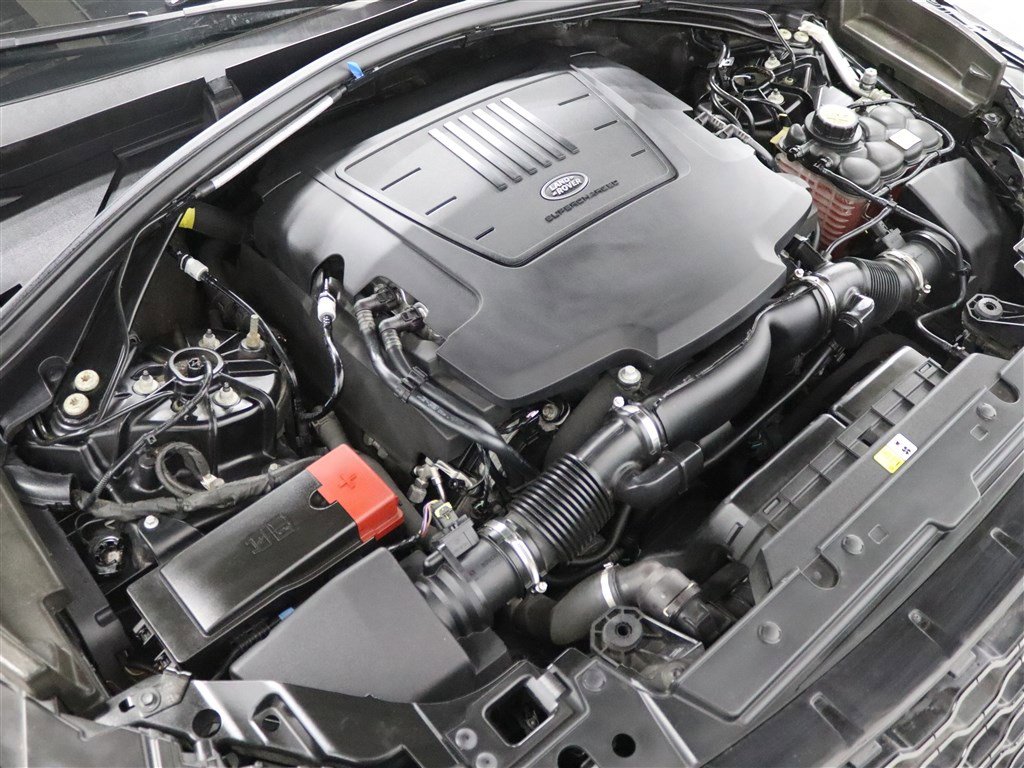 Used 2020 Land Rover Range Rover Velar R-Dynamic HSE image 38