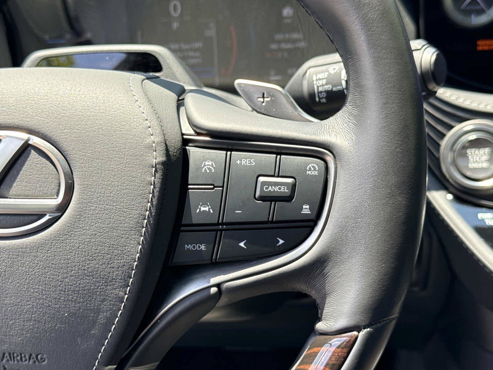 Used 2024 Lexus LS 500 AWD w/ Luxury Package image 23
