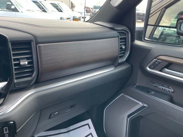 Used 2024 Chevrolet Silverado 1500 High Country w/ High Country Premium Package image 20