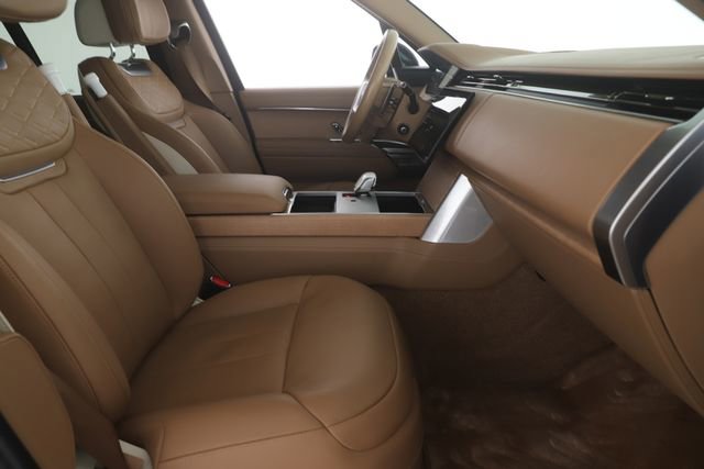 Used 2024 Land Rover Range Rover SV AWD/4WD image 32
