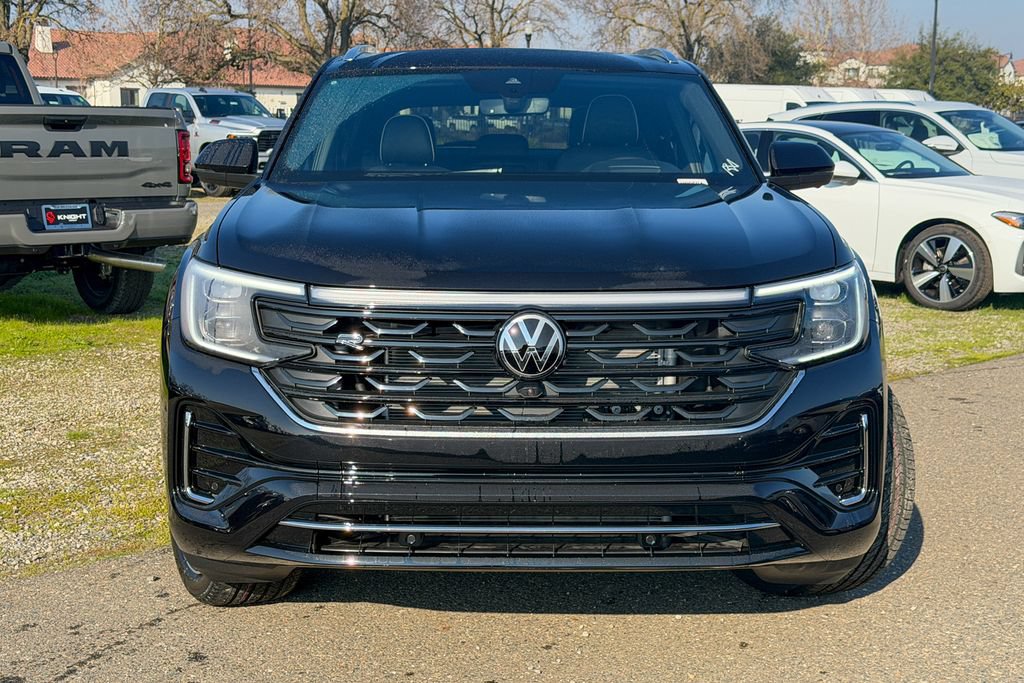 New 2026 Volkswagen Atlas Cross Sport SEL Premium R-Line AWD/4WD image 4
