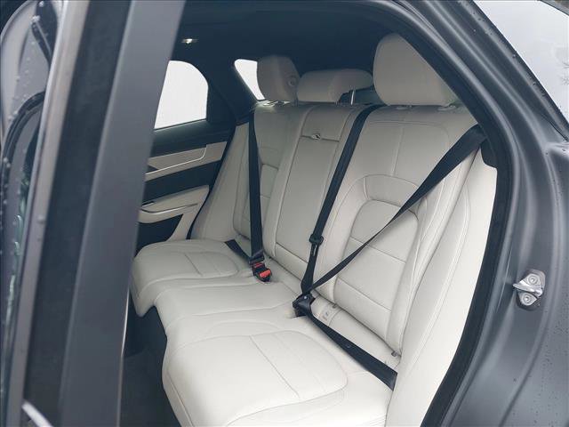 New 2026 Jaguar F-PACE R-Dynamic S image 11