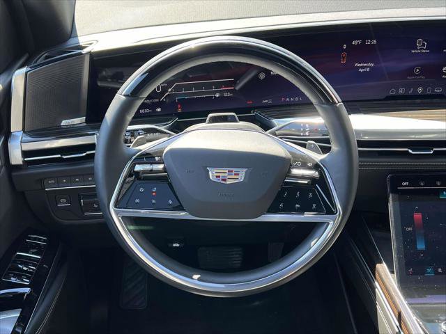 Used 2025 Cadillac Escalade ESV Premium Luxury image 17