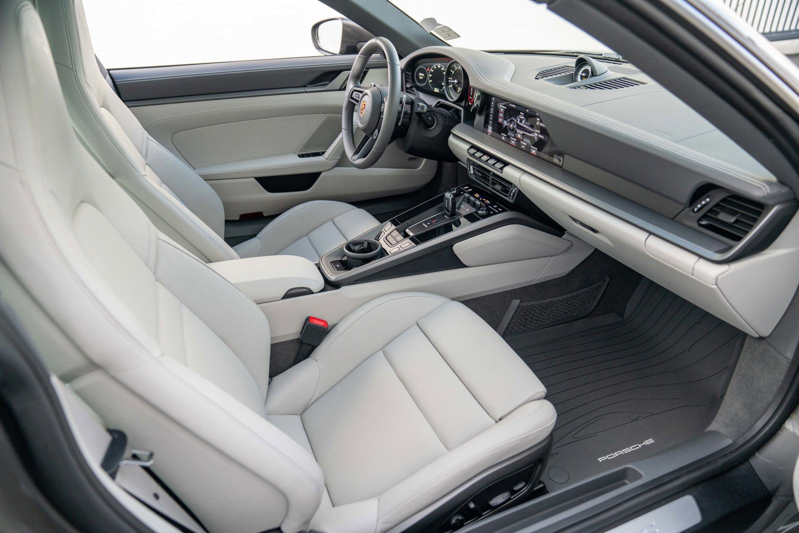 Used 2021 Porsche 911 Carrera S RWD image 28