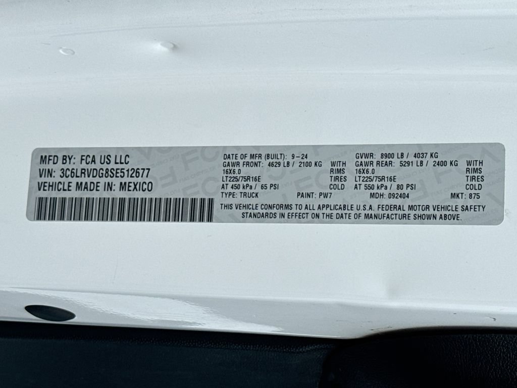 Used 2025 RAM ProMaster 2500 w/ Convenience Group FWD image 28