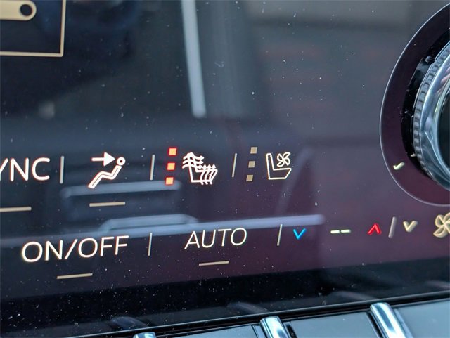 New 2026 GMC Yukon AT4 Ultimate w/ LPO, Floor Liner Package image 14