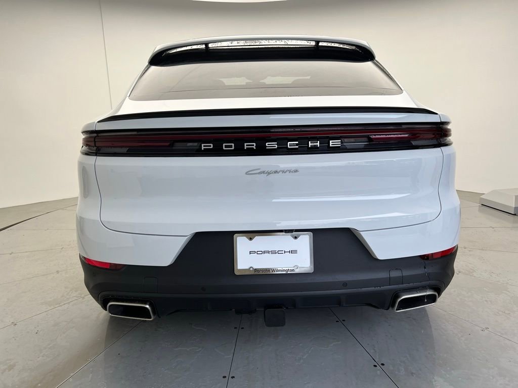 New 2025 Porsche Cayenne Coupe image 21