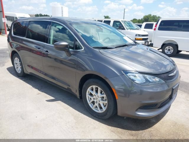 Used 2022 Chrysler Voyager LX