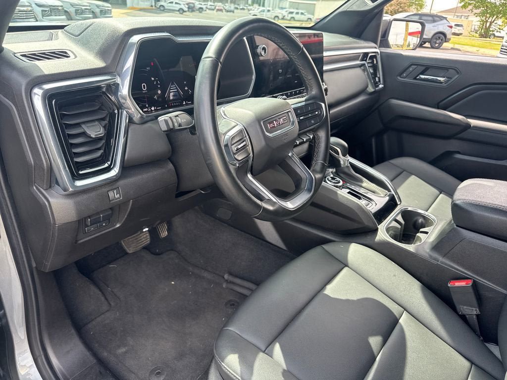 Used 2025 GMC Canyon Elevation w/ Convenience Package AWD/4WD image 15