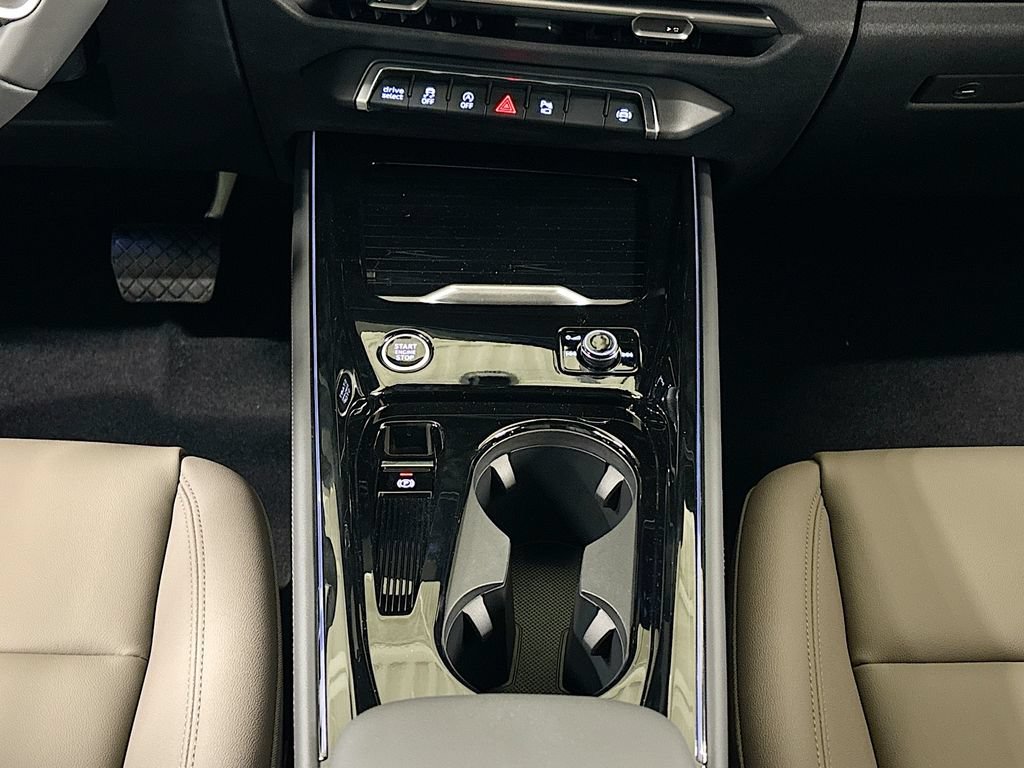 New 2026 Audi Q3 quattro 2.0T AWD/4WD image 13