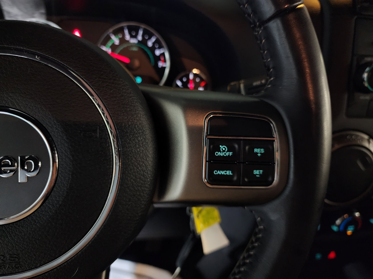 Used 2018 Jeep Wrangler Sport image 26