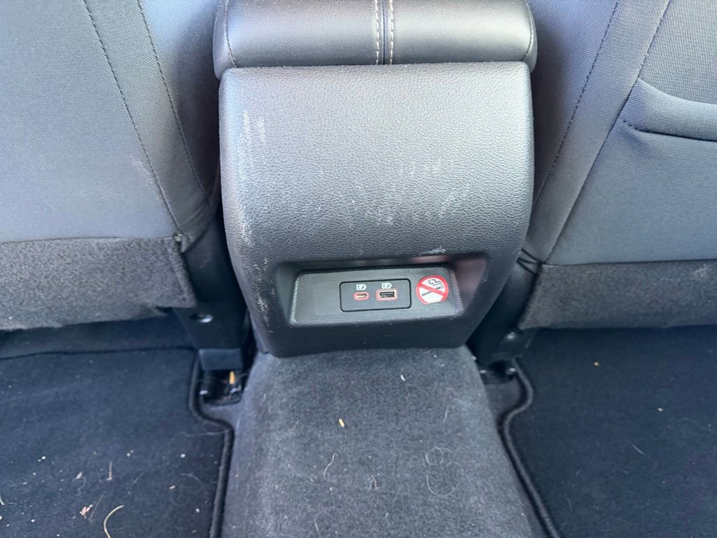 Used 2024 Nissan Altima 2.5 SV image 6