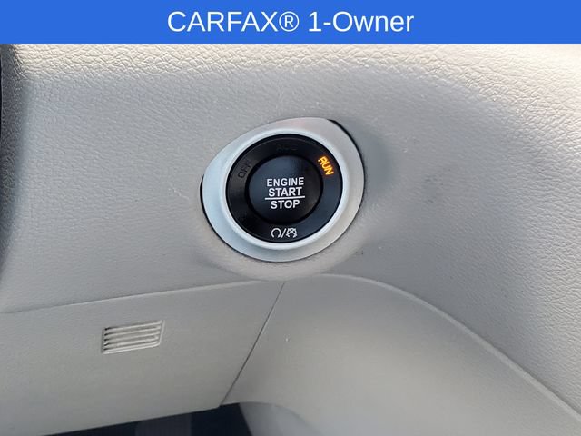 Used 2023 Chrysler Pacifica Touring-L FWD image 18