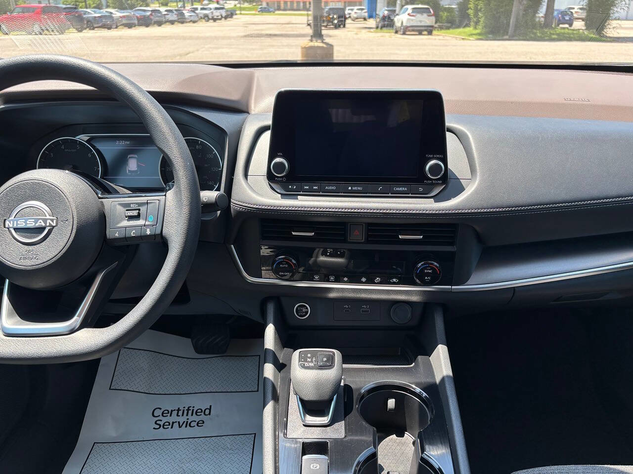 Used 2023 Nissan Rogue SV image 19