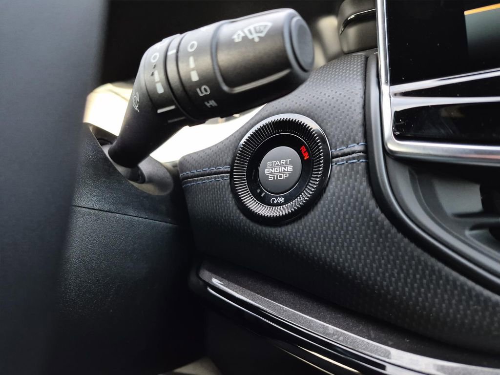 New 2026 Jeep Compass Latitude image 18