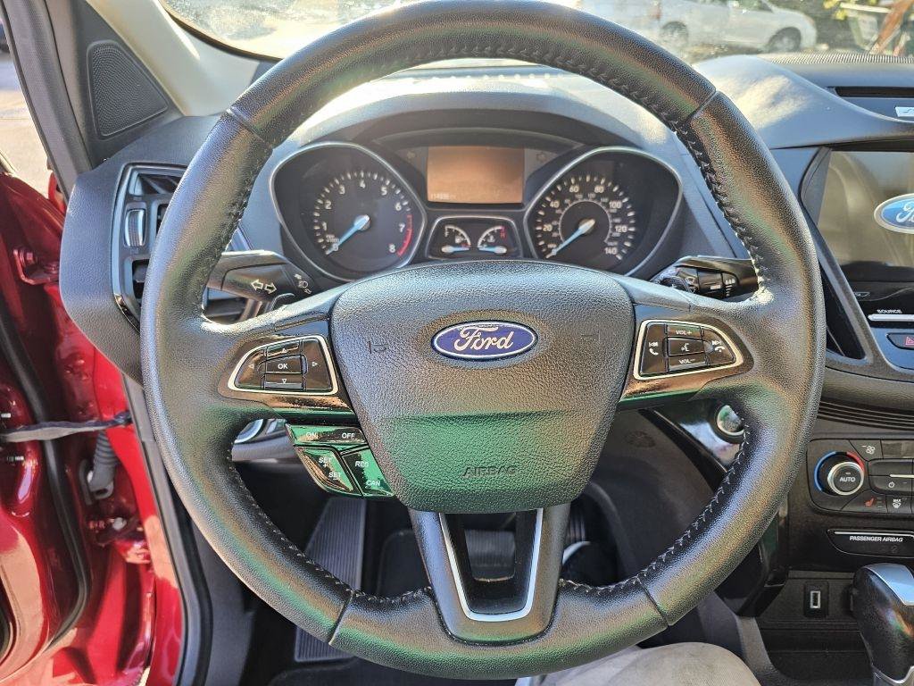 Used 2017 Ford Escape Titanium AWD/4WD image 23
