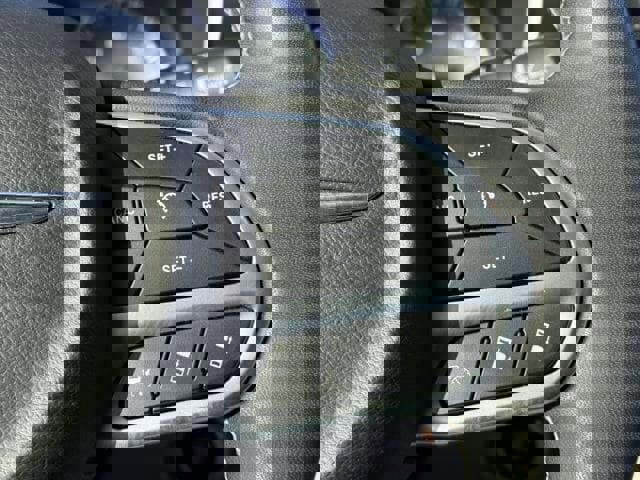 Used 2023 Chrysler Pacifica Touring-L image 22