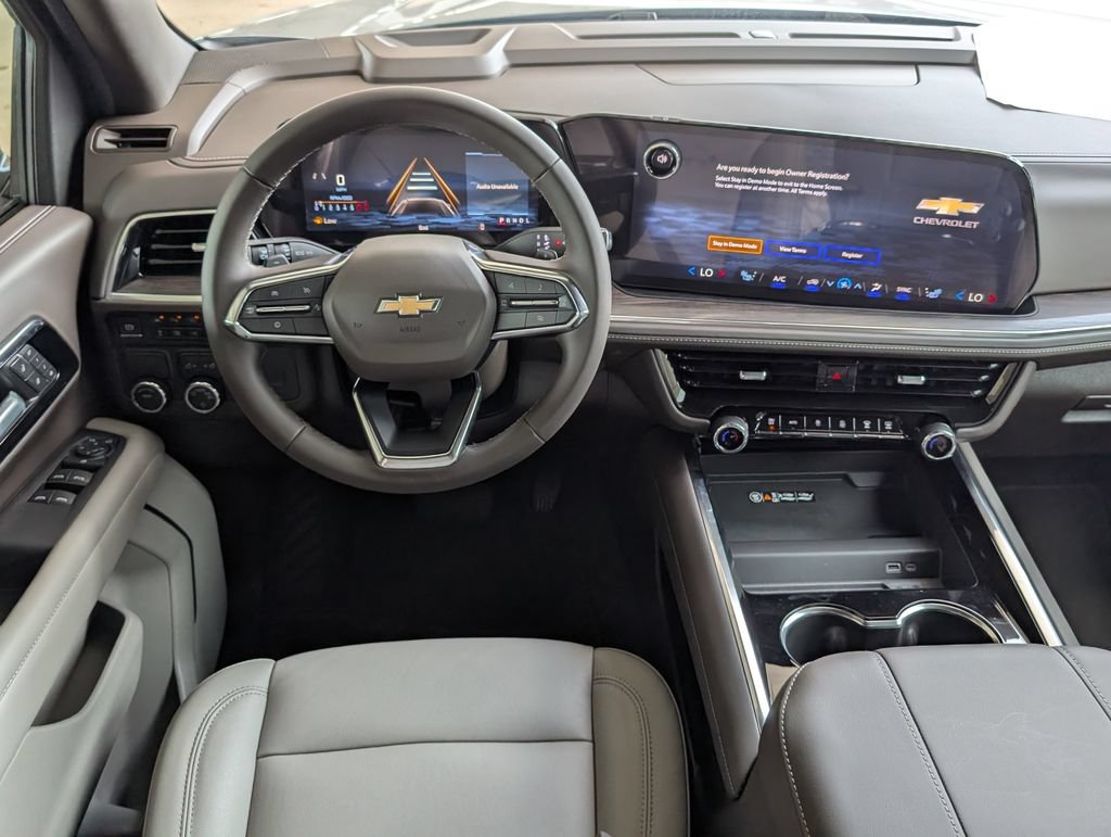 New 2026 Chevrolet Suburban LT w/ LPO, Dark Essentials Package RWD image 4