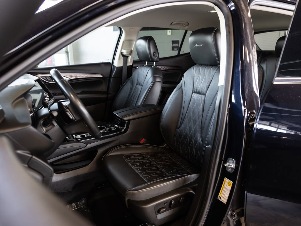 Used 2021 Buick Envision Avenir image 10