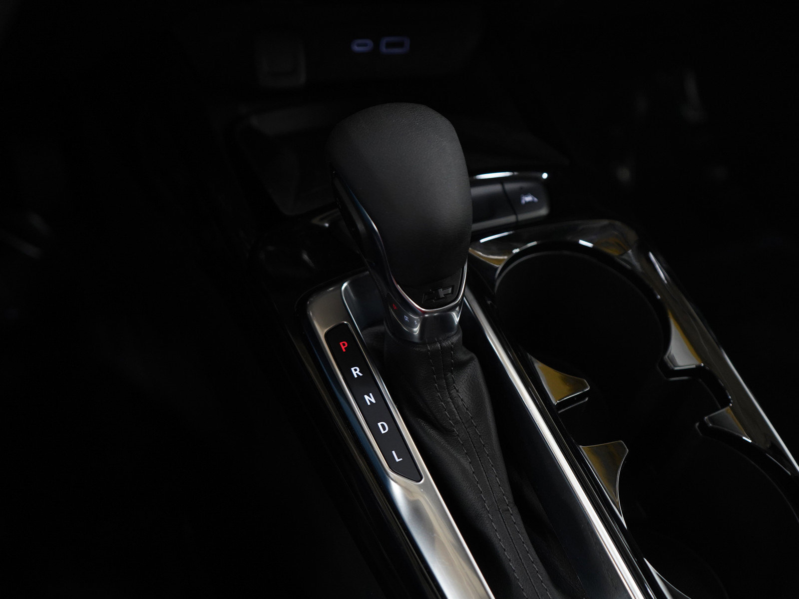 Used 2024 Chevrolet Trax LT w/ Sunroof Package image 23