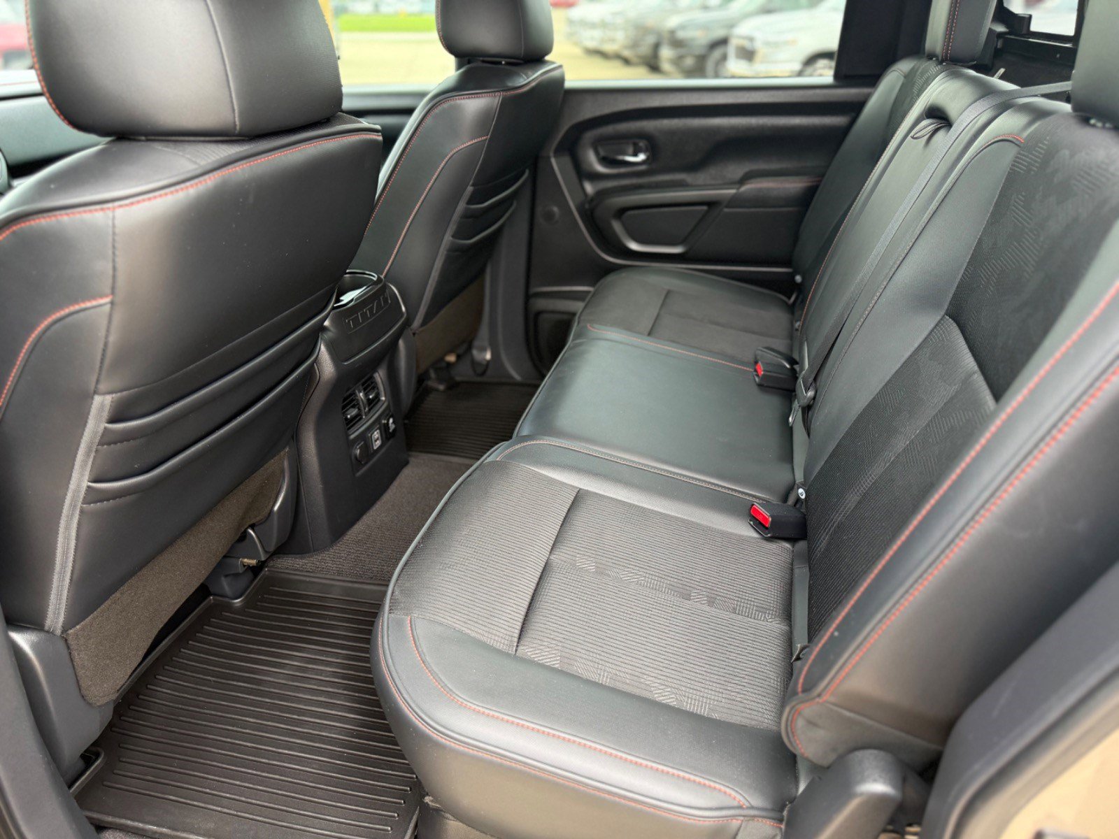 Used 2021 Nissan Titan PRO-4X w/ Pro-4x Utility Package image 17