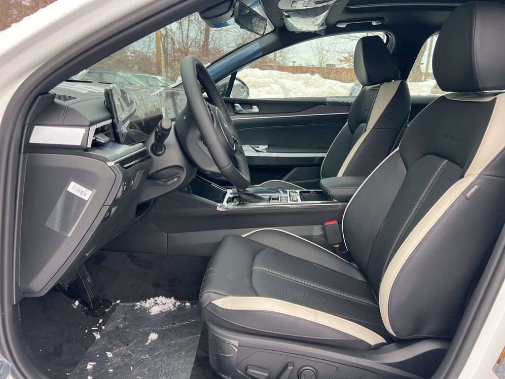 New 2026 Kia K5 GT-Line image 9