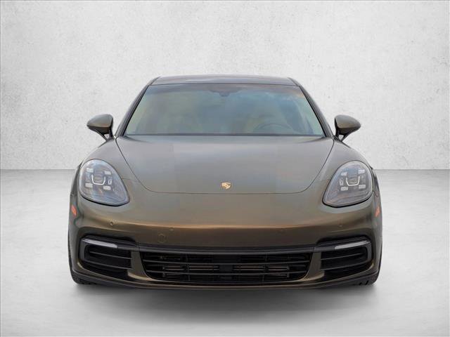 Used 2018 Porsche Panamera 4 image 2