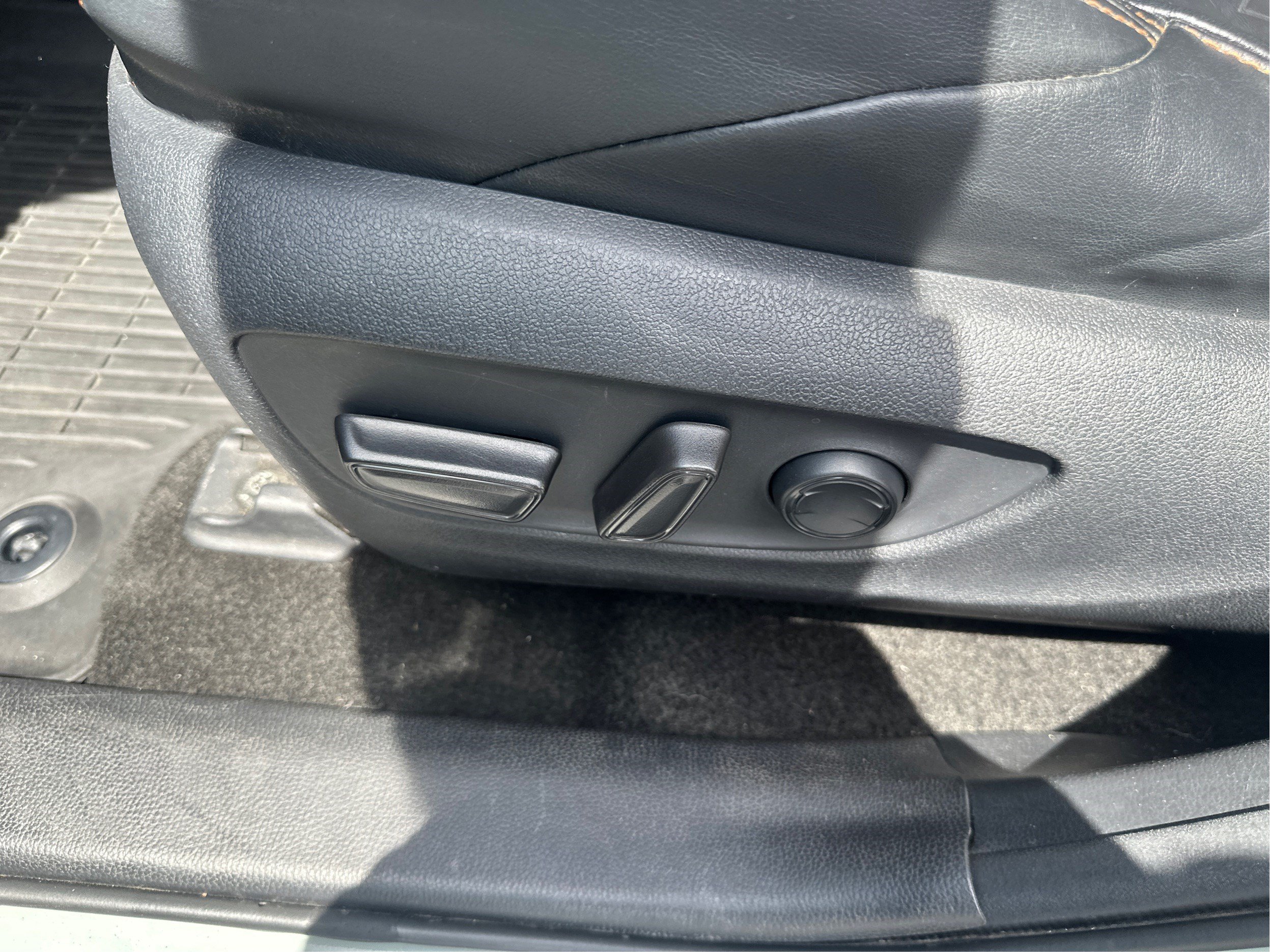 Used 2020 Toyota RAV4 Adventure AWD/4WD image 19