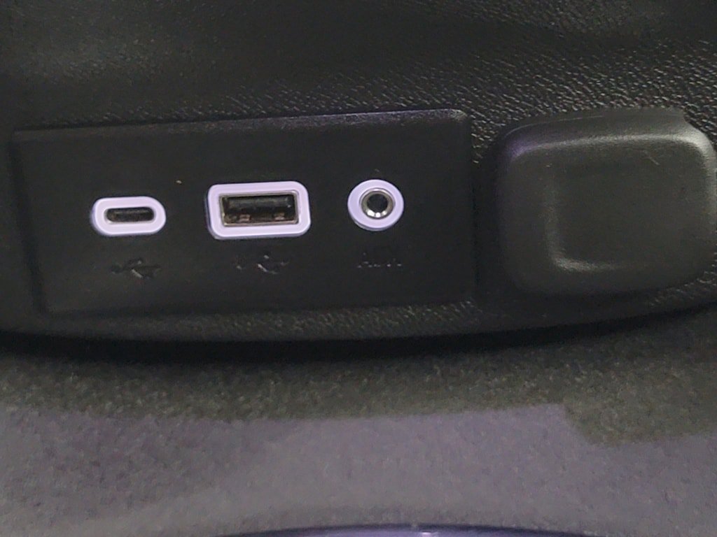 Used 2024 Chevrolet Malibu LT FWD image 23