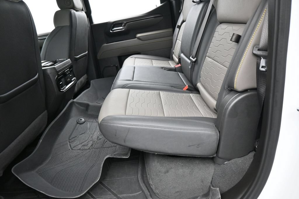 Used 2024 Chevrolet Silverado 1500 ZR2 w/ Technology Package AWD/4WD image 41
