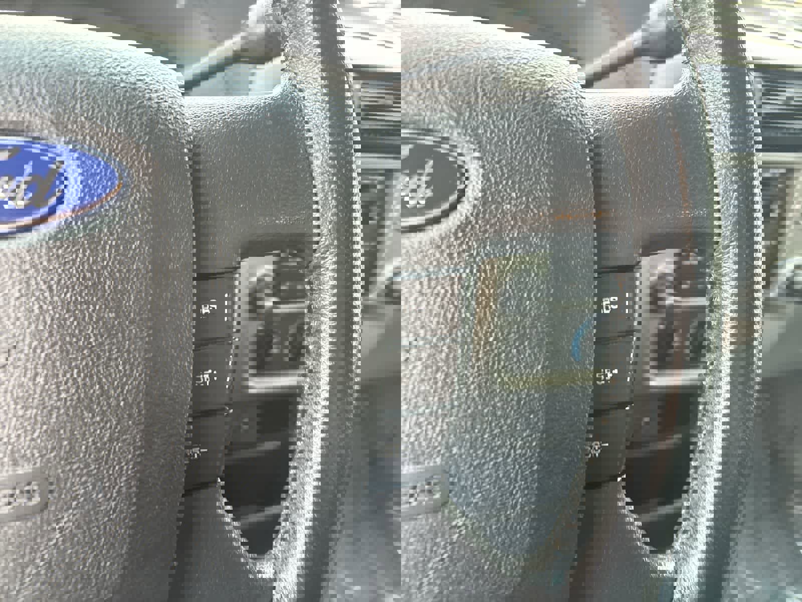 Used 2010 Ford Ranger XLT image 15