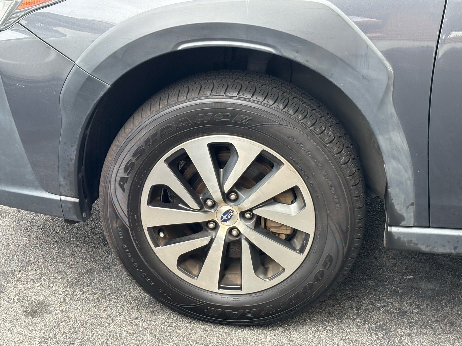 Used 2023 Subaru Outback Premium AWD/4WD image 5