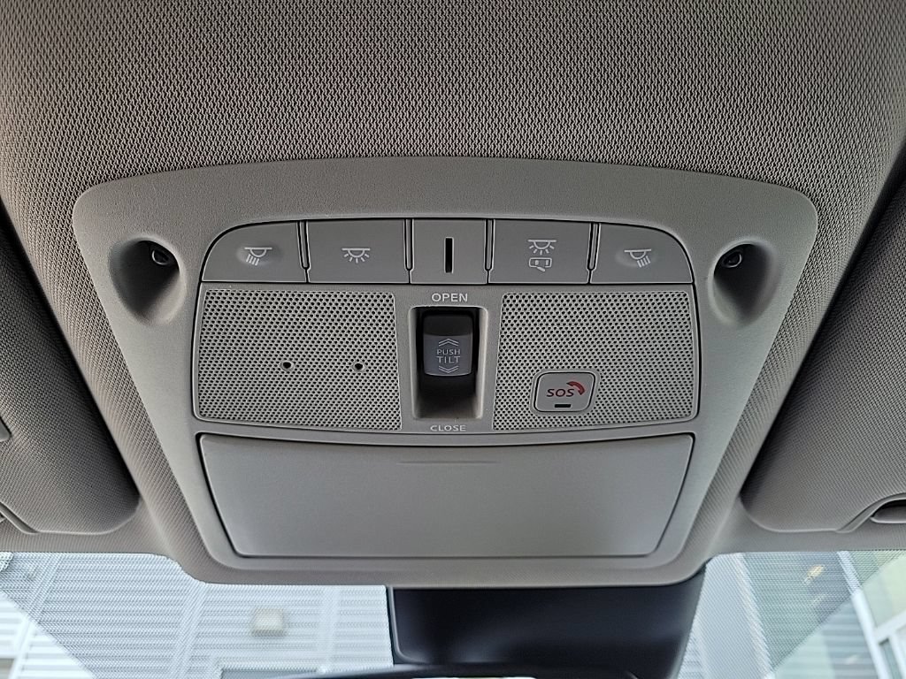 Used 2019 Nissan Rogue SL w/ Premium Package AWD/4WD image 33