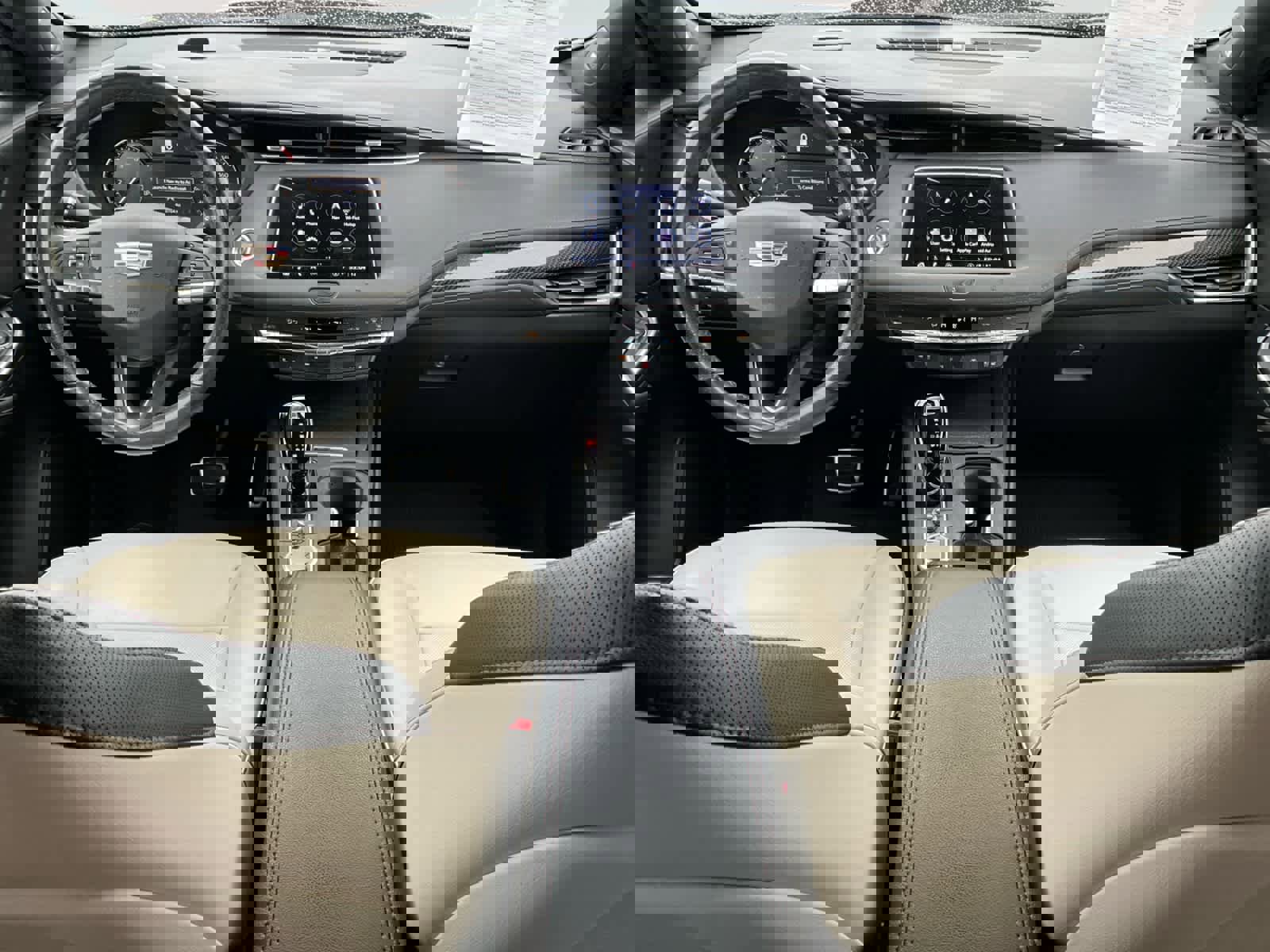 Used 2021 Cadillac XT4 Sport image 12