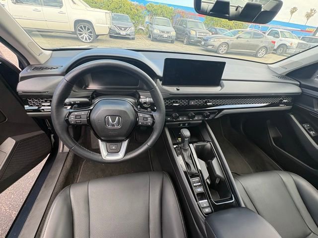 Used 2025 Honda Accord Touring image 12