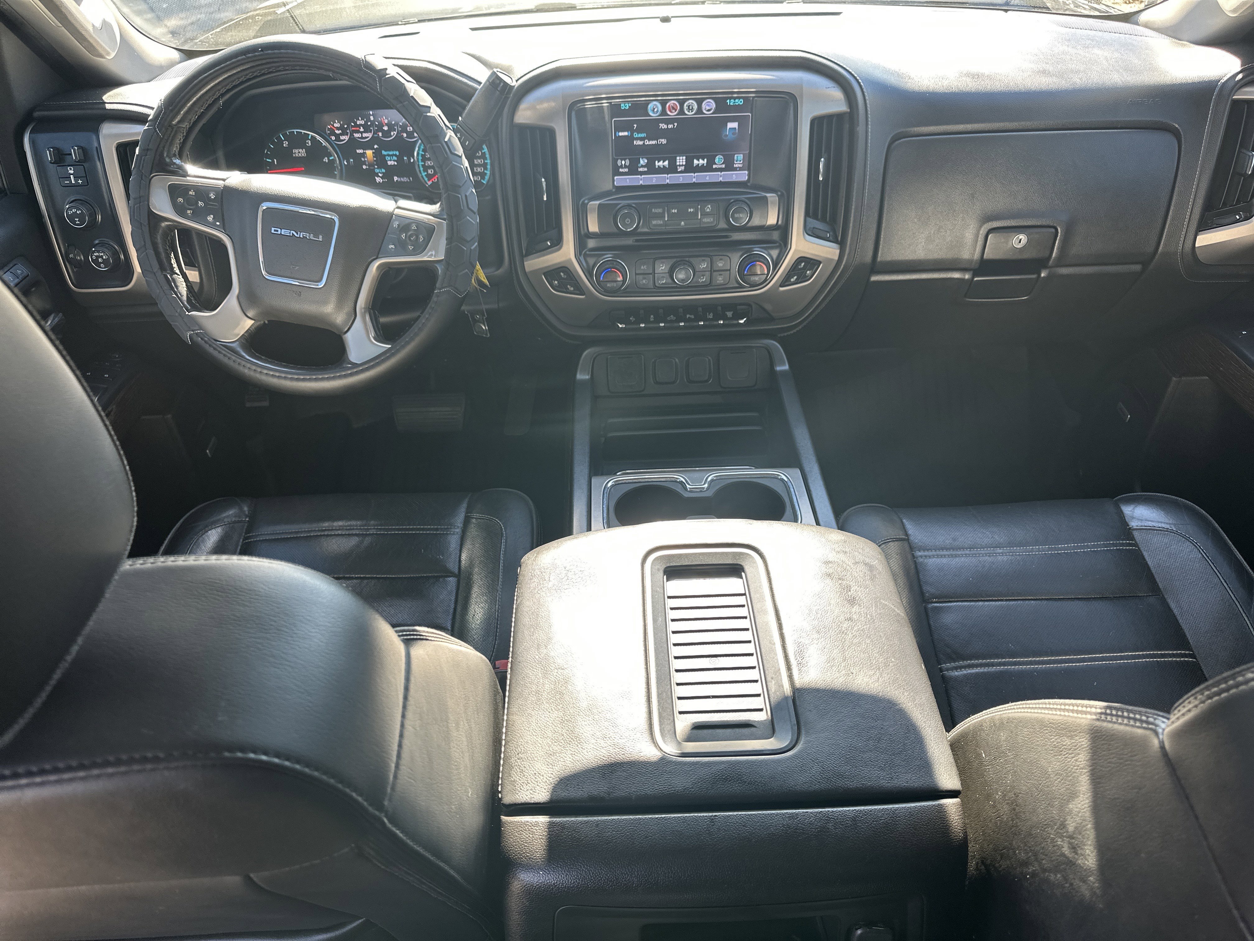 Used 2017 GMC Sierra 3500 Denali w/ Duramax Plus Package image 22